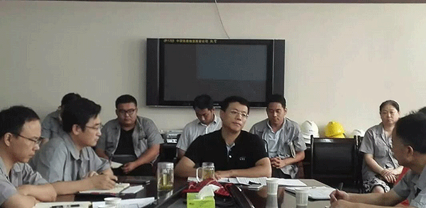 西安泰富西瑪電機(jī)召開2017年上半年銷售工作會(huì)議。