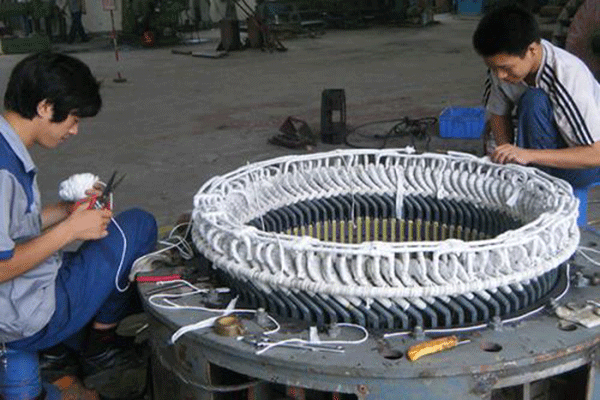 西安西瑪高壓電機(jī)外殼帶電的主要原因和過(guò)程解析。